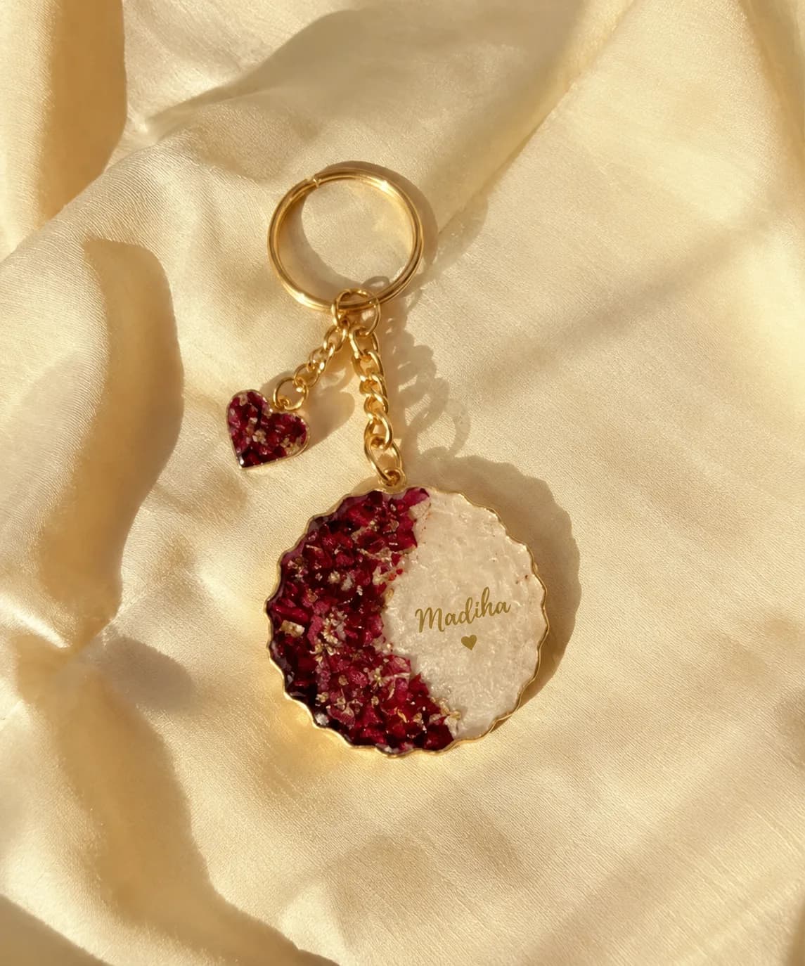 Petalique🌹 – Preserved Flower Keychain